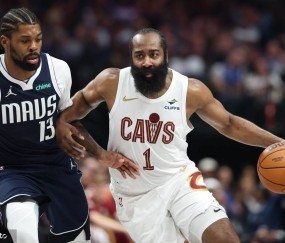 莫布里29+7哈登17+7+7 米切尔24分骑士33分大胜独行侠