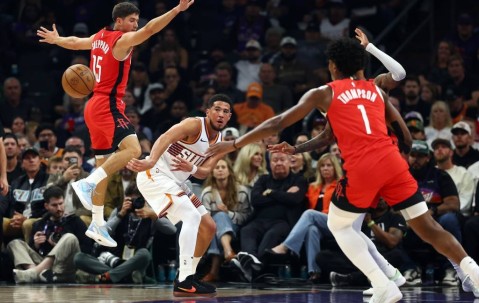 无KD火箭开发进攻新手段 阿门变箭头硬刚老战友