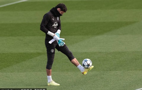 3100万天价门将或被清洗！曼城冬窗或双门将出局 特拉福德世界杯梦碎？