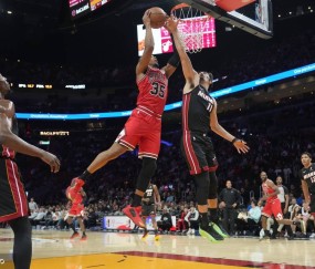 武切维奇12分阿德巴约20分 公牛不敌热火